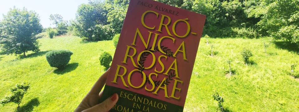 Libro 'Crónica Rosa Rosae'