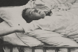 Fotograma del corto documental 'Locas del ático"