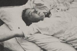 Fotograma del corto documental 'Locas del ático"