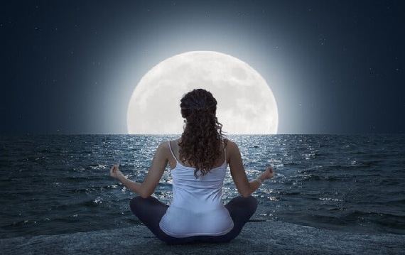 'La magia de la luna en ti', de Aloma Martínez, se inspira en las fases de la luna